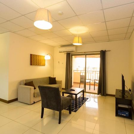La Casa Baatsona Apts Sakumono Экстерьер фото
