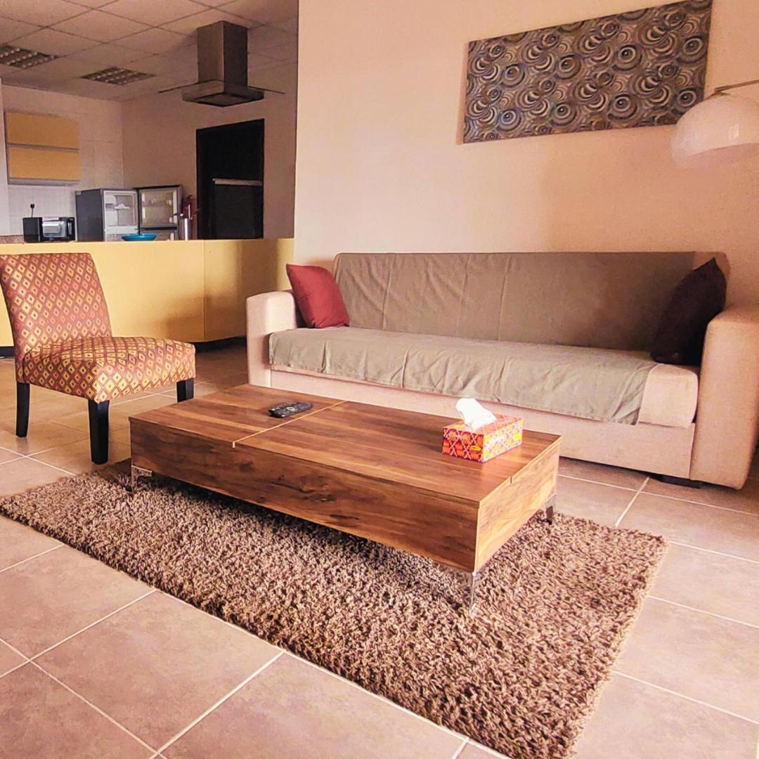 La Casa Baatsona Apts Sakumono Экстерьер фото