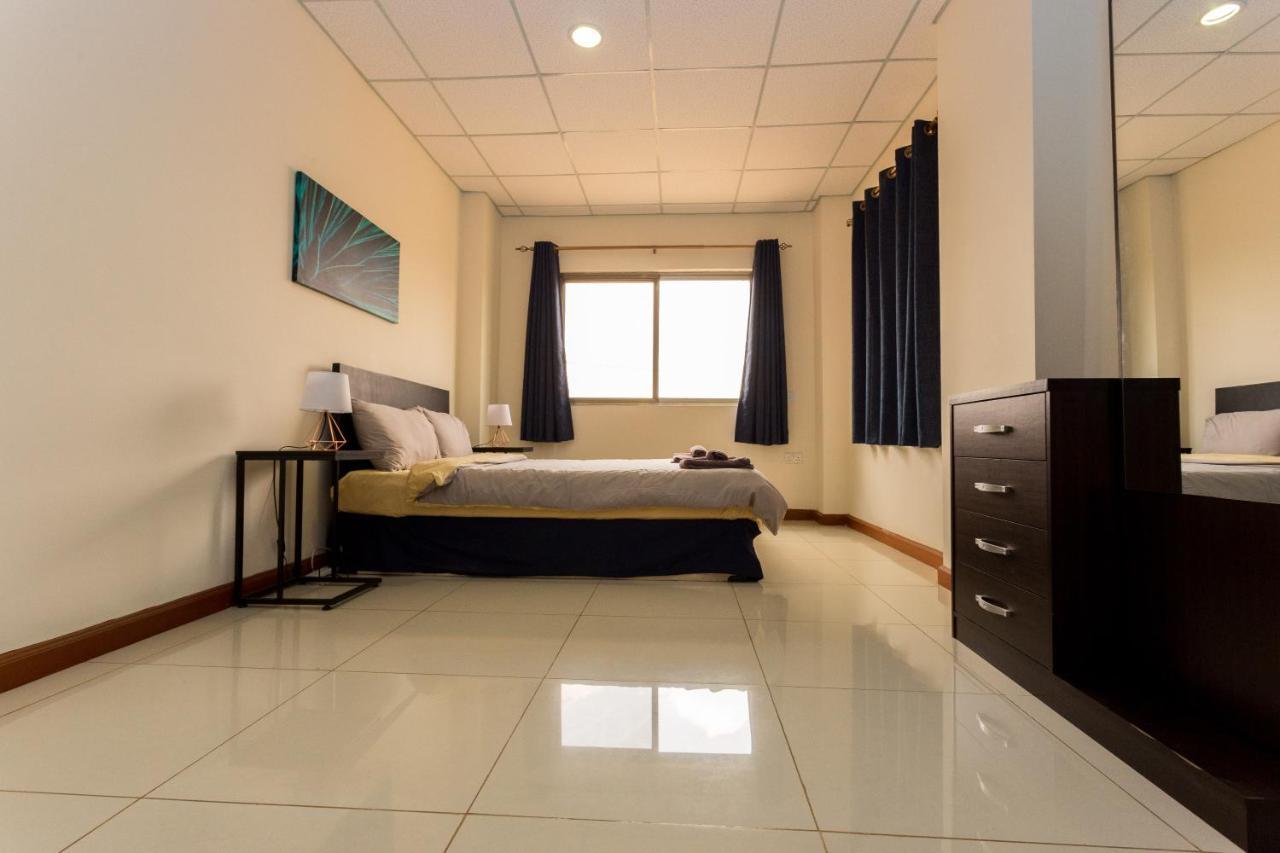 La Casa Baatsona Apts Sakumono Экстерьер фото