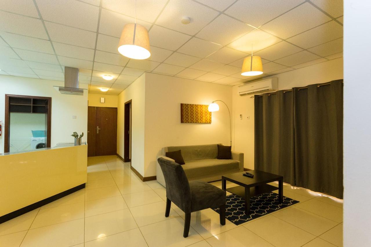 La Casa Baatsona Apts Sakumono Экстерьер фото